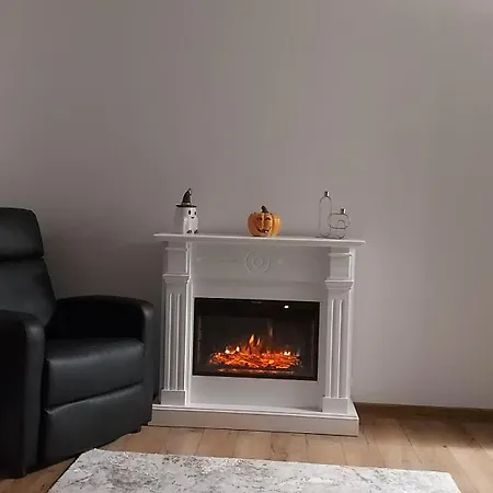 아파트 Casa Dinca 크라이오바